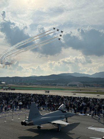 ADEX 2025 — airshow